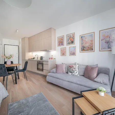 Loft Krochmalna, Browary Apartamento *